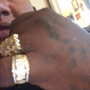 Meet your Posher, Isaiah